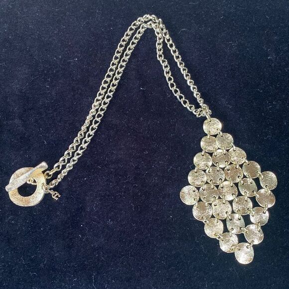 Vintage Etienne Aigner Gold Tone Choker Style Necklace - Picture 1 of 9